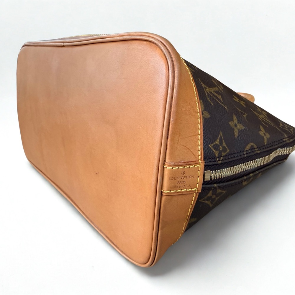 Certified Authentic LOUIS VUITTON Monogram Alma PM w/ Lock, Key, Dust Bag & COA - Picture 7 of 16
